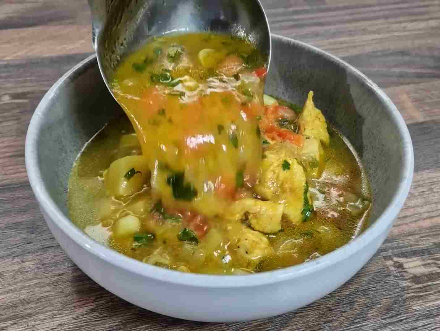 Titelbild für Hühnersuppe