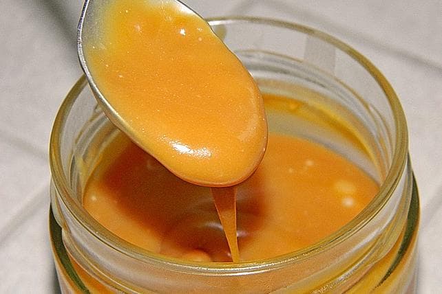 Titelbild für Karamellsauce mit nur 3 Zutaten!