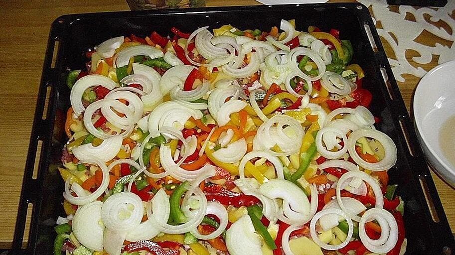 Titelbild für Putenwanne mit Gemüse und Speck