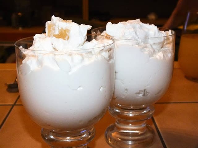 Titelbild für Kokos-Ananas-Dessert