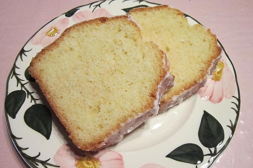 Titelbild für Zitronenkuchen mit Joghurt in 5 Minuten zubereitet!