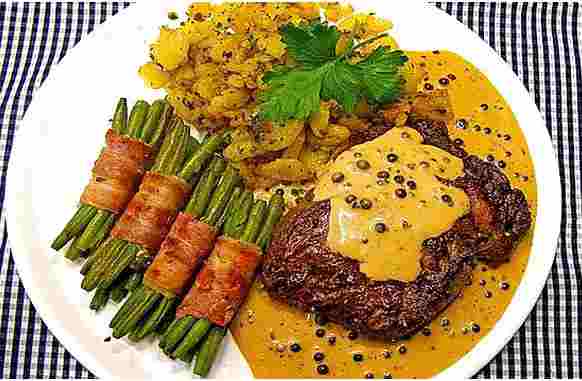 Titelbild für Rinderfilet mit grüner Pfeffersahnesoße