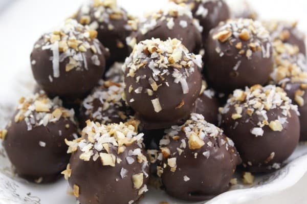 Titelbild für Baileys Pralinen mit 4 Zutaten!