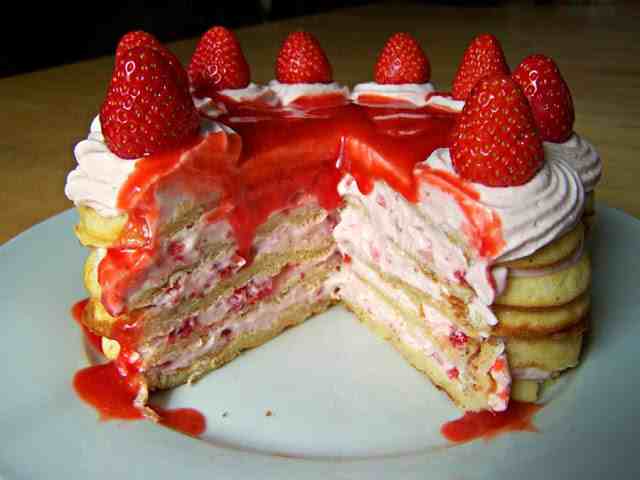 Titelbild für Erdbeer Mascarpone Waffeltorte