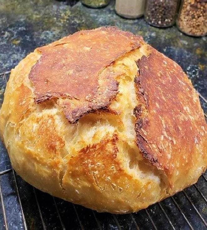 Titelbild für Bauernbrot mit gelinggarantie!