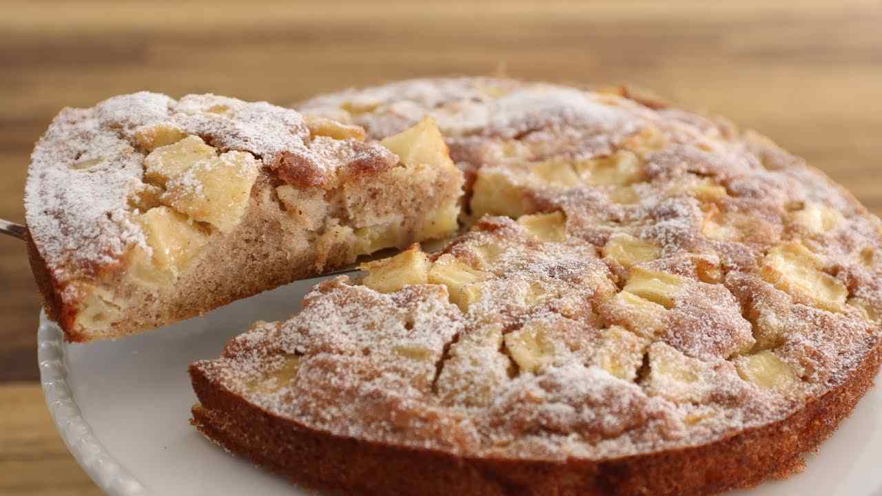 Titelbild für Apfel Eierlikör Kuchen