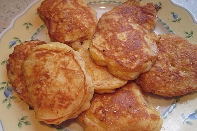 Titelbild für APFELKRAPFEN