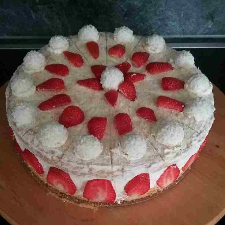 Titelbild für Erdbeer Raffaello Torte