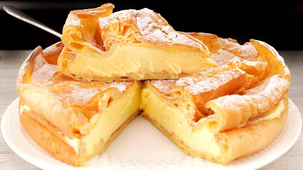 Titelbild für Windbeutelkuchen, so cemig dass er auf der Zunge zergeht.