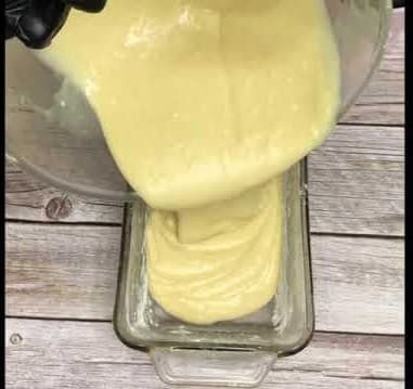 Titelbild für geschmackvoll – Apfel Schmandkuchen in 5 Minuten Zubereitet!