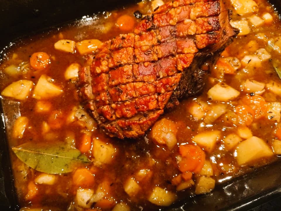 Titelbild für Schweinebraten, resche Kruste, leckere Soße