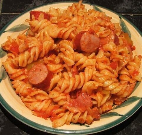 Titelbild für Wurst Nudelpfanne zum Sattessen!