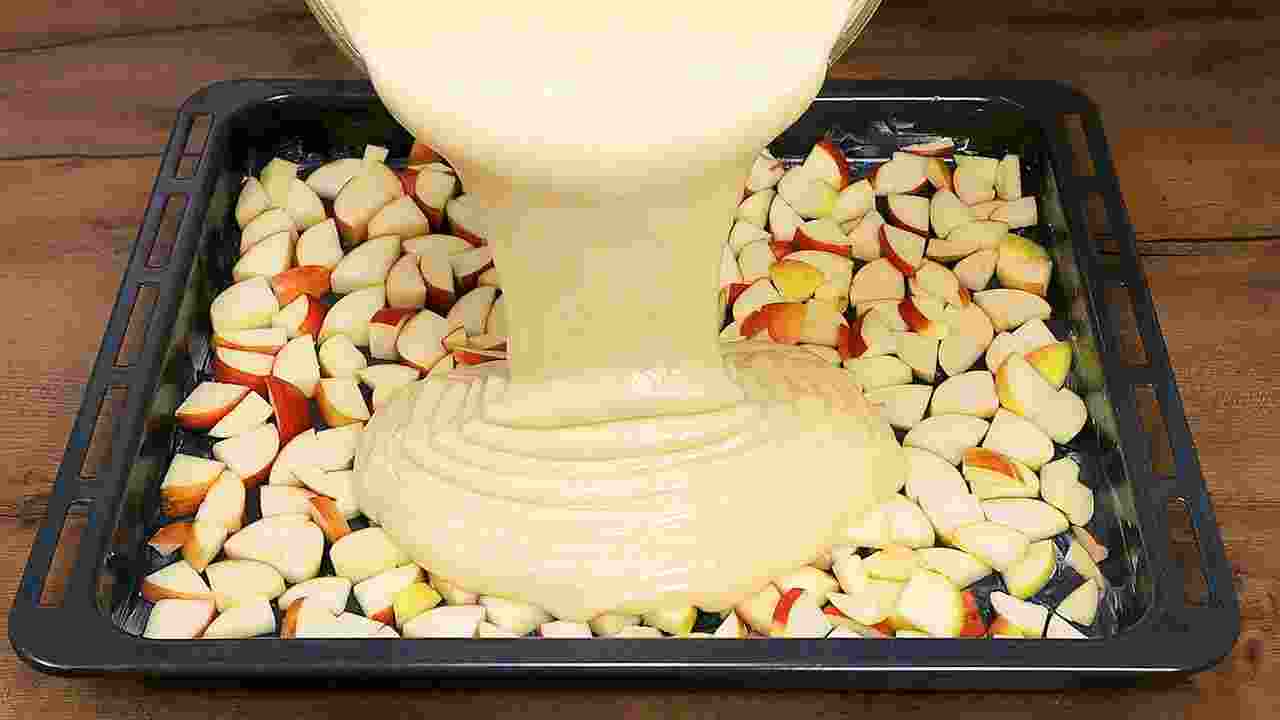 Titelbild für Schmilzt im Mund Apfelkuchen in 5 Minuten!