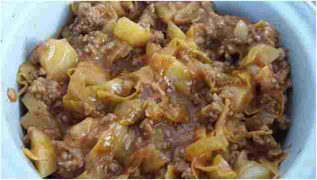 Titelbild für Schichtkohl oder Schmorkohl mit Salzkartoffeln.