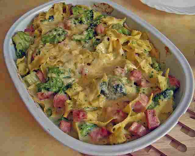 Titelbild für Brokkoli-Kasseler-Auflauf