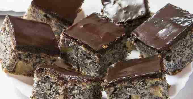 Titelbild für Mohnkuchen ohne Rührgerät (ein Tassenrezept)