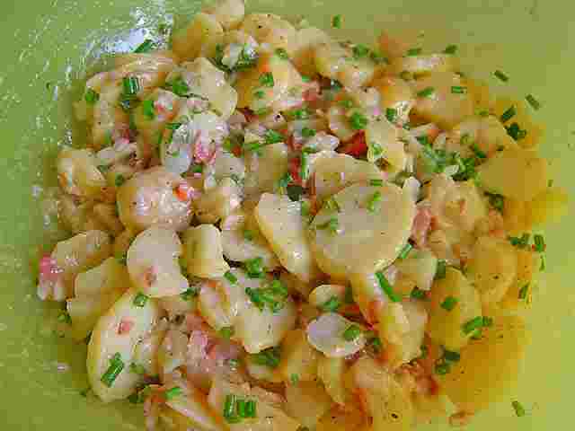 Titelbild für FRÄNKISCHER KARTOFFELSALAT