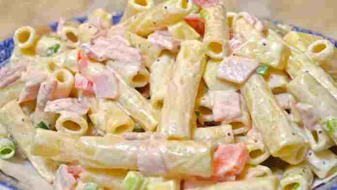 Titelbild für Nudelsalat mit Schinken und Käse, besseren haben wir schon lange nicht mehr gegessen!