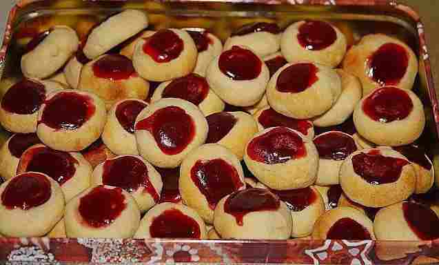 Titelbild für Marzipanbällchen, so lecker die überleben nicht lange!