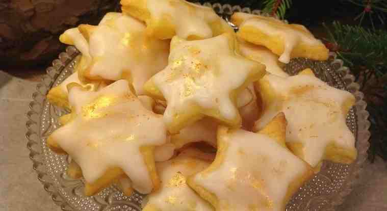 Titelbild für Zarte Zitronensterne, davon muß ich immer extra viele backen!