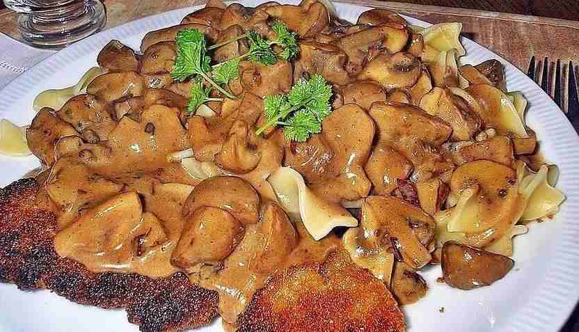 Titelbild für Jägerschnitzel mit Spätzle, fürs Abendessen !