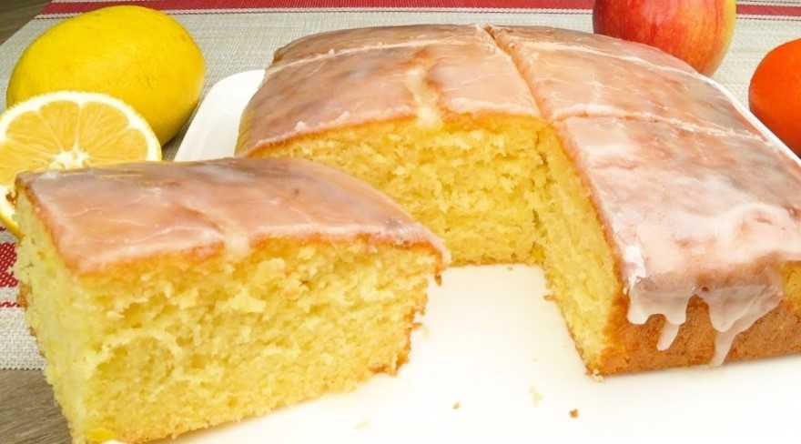 Titelbild für ZITRONENKUCHEN, WAHNSINNIG SAFTIG UND LECKER !