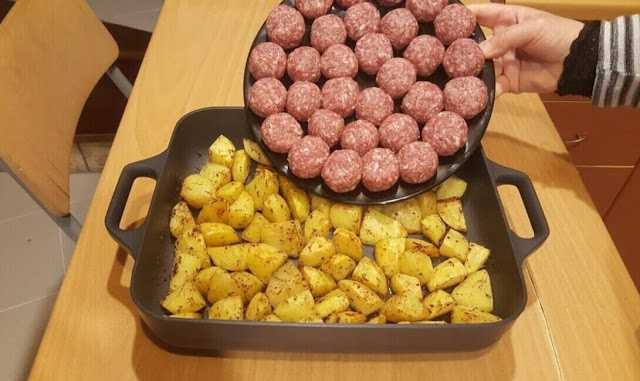 Titelbild für HACKBÄLLCHEN MIT KARTOFFELN AUS DEM BACKOFEN