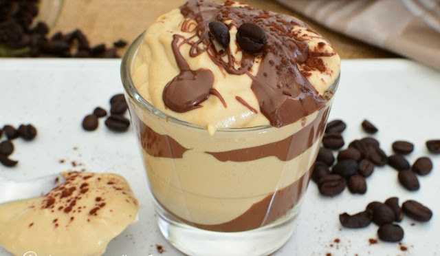 Titelbild für Käsekuchen Creme mit Nutella im Glas