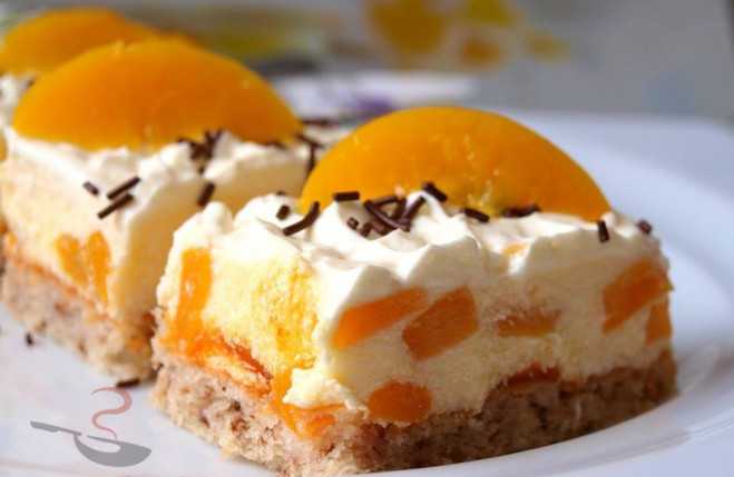 Titelbild für Nusskuchen mit Pfirsichcreme