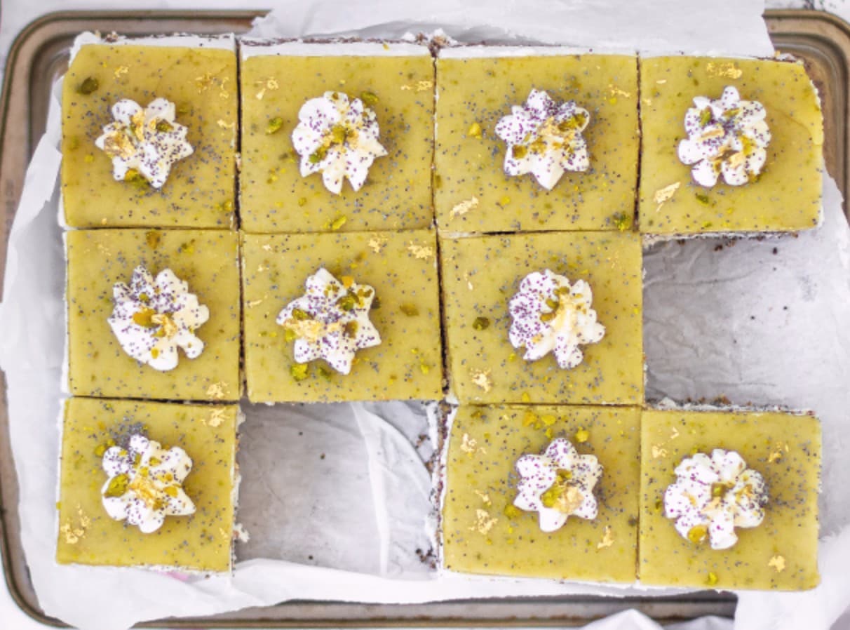 Titelbild für Cremeschnitten mit Mohn