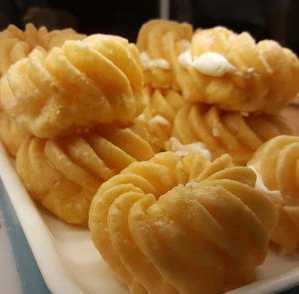 Titelbild für Spritzkuchen mit Vanillecreme