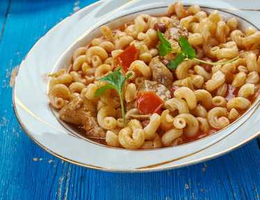 Titelbild für In nur 15 Minuten steht diese leckere Hackfleisch-Pfanne auf dem Tisch