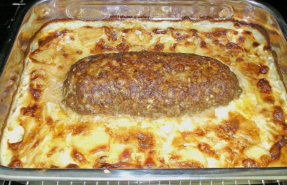 Titelbild für HACKBRATEN MIT KARTOFFELN IN SAHNE