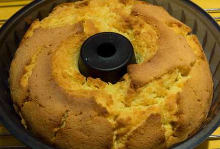 Titelbild für KLEINER EIERLIKÖR – MARMORKUCHEN