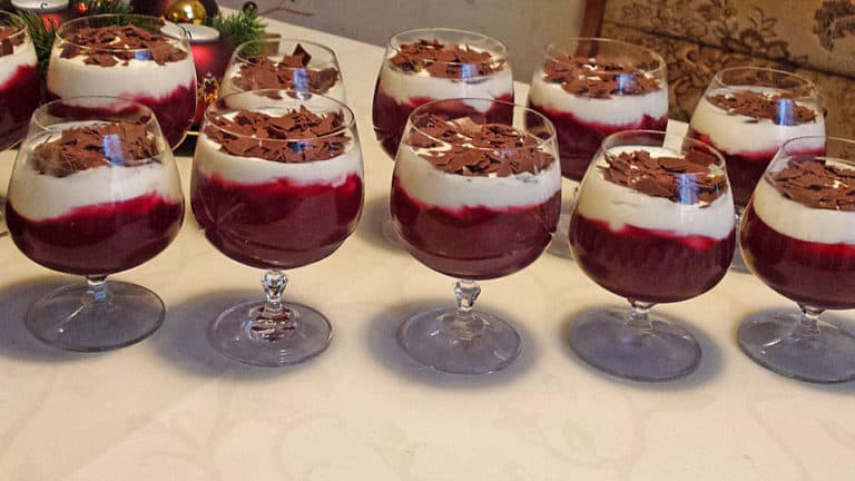 Titelbild für geschmackvoll – SCHNEEWITTCHEN DESSERT