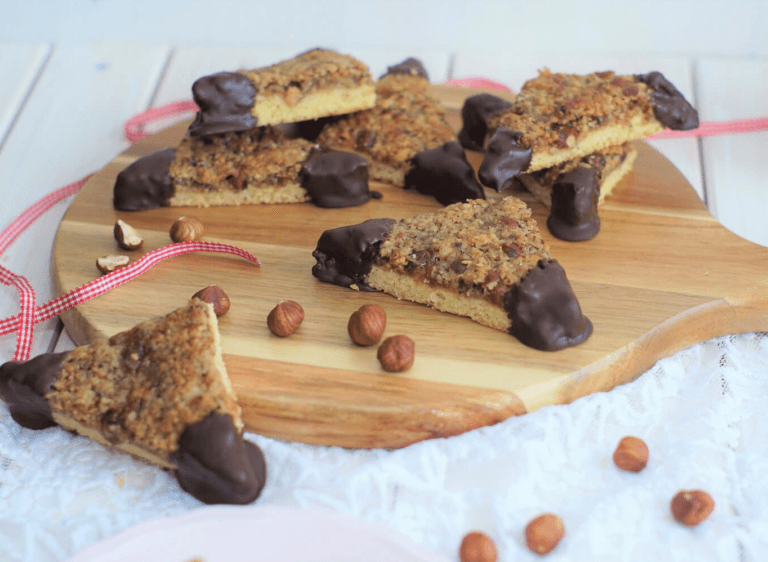 Titelbild für NUSSECKEN – WEICH UND KERNIG