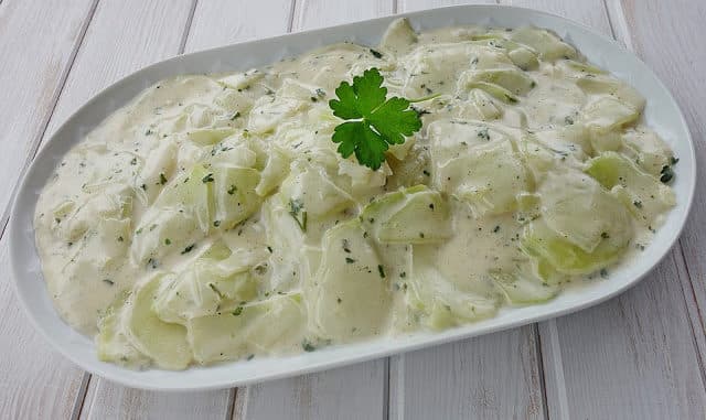 Titelbild für geschmackvoll – Kohlrabi in Sahnesauce