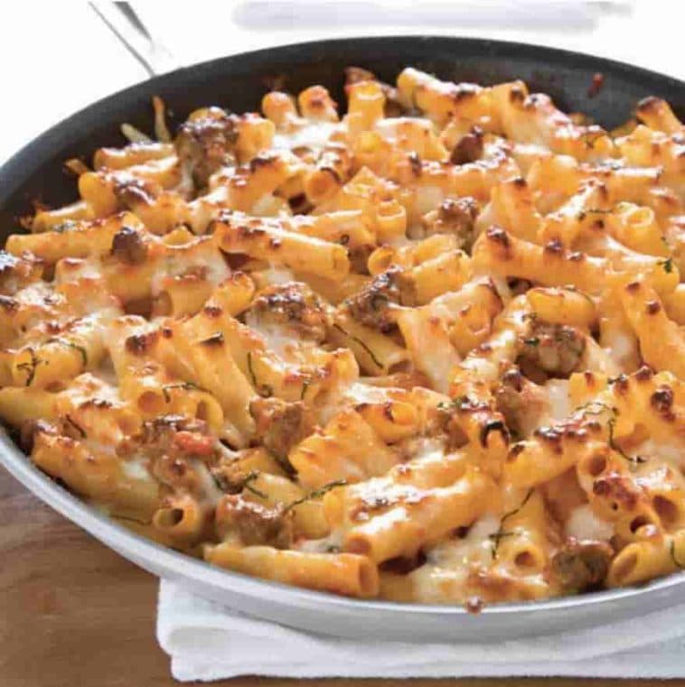 Titelbild für geschmackvoll – SKILLET-BAKED ZITI MIT WURST