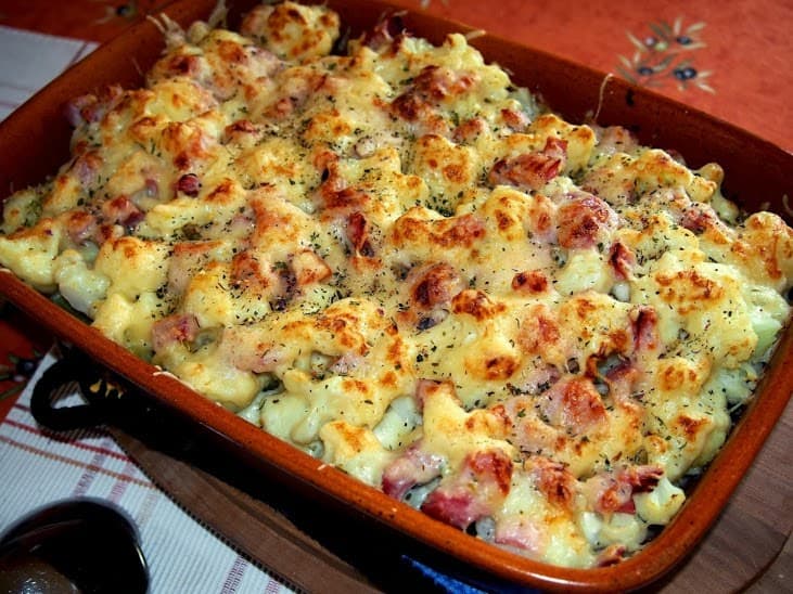 Titelbild für BLUMENKOHLAUFLAUF MIT SCHINKEN