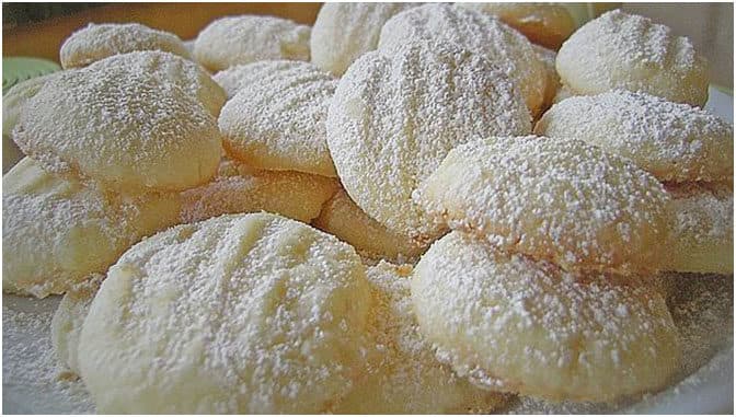 Titelbild für geschmackvoll – Schneeflöckchen zergehen im Mund