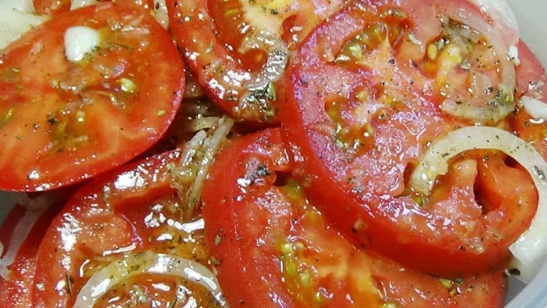 Titelbild für geschmackvoll -ITALIENISCHER TOMATENSALAT IN 10 MINUTEN FERTIG !