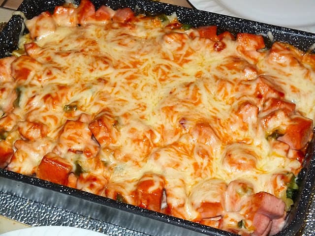 Titelbild für geschmackvoll – Nudel Fleischwurst Auflauf