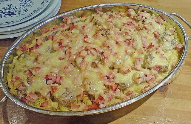 Titelbild für geschmackvoll – AMSTERDAMER FLEISCHTOPF