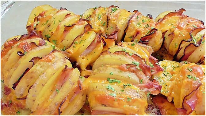 Titelbild für geschmackvoll – Fächerkartoffeln mit Schinken und Käse