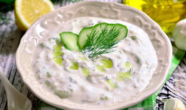 Titelbild für geschmackvoll – Noch besser als bei meinem Griechen! DAS Tzatziki Original Rezept