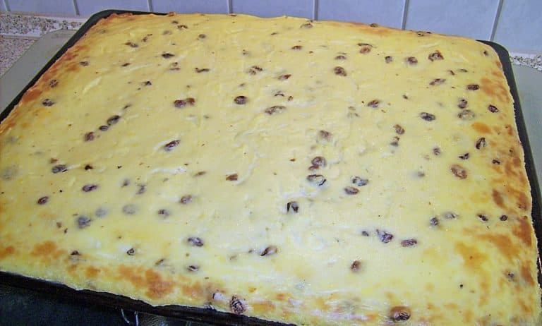 Titelbild für geschmackvoll – OMAS SCHMANDKUCHEN