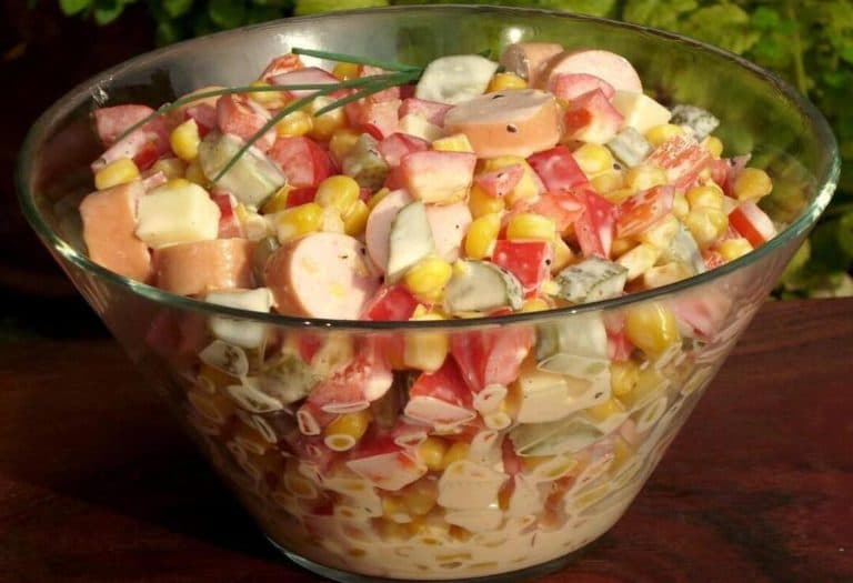 Titelbild für geschmackvoll – WURST SALAT MIT PAPRIKA UND MAIS