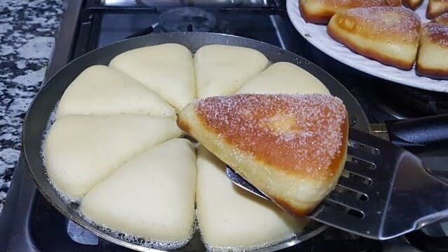 Titelbild für geschmackvoll – SALZIGE DAMPFNUDELN DIE IMMER GELINGEN !