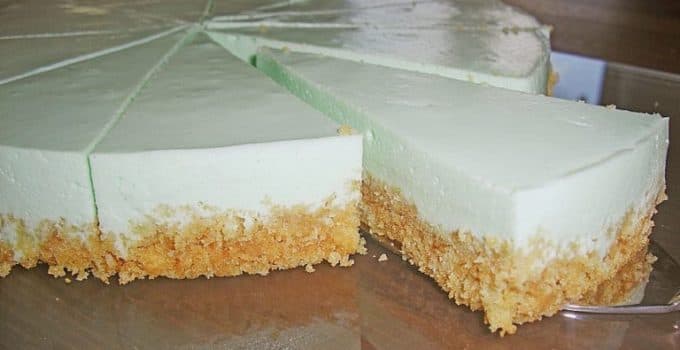 Titelbild für geschmackvoll – Waldmeister – Philadelphia – Torte