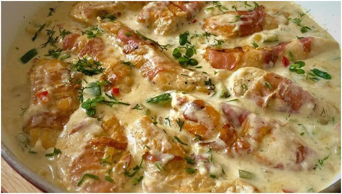 Titelbild für geschmackvoll – Hähnchen in cremiger Spinat-Parmesan-Soße